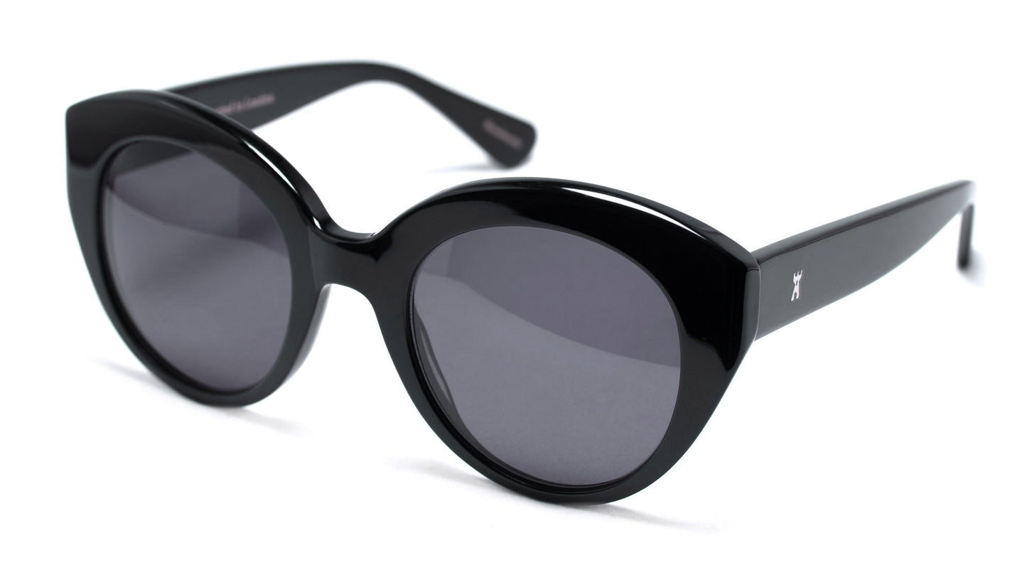 Beauchamp • Black Gloss