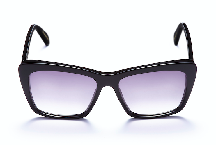 Ana III • Black Gloss